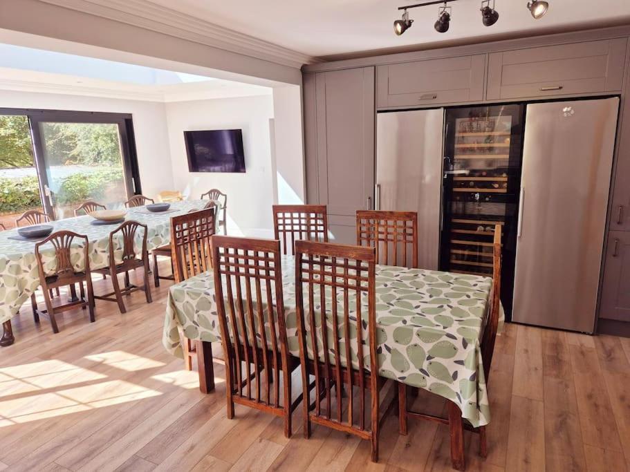 Large 4 Bedroom House On The River Wensum Sleeps 13 Νόργουιτς Εξωτερικό φωτογραφία